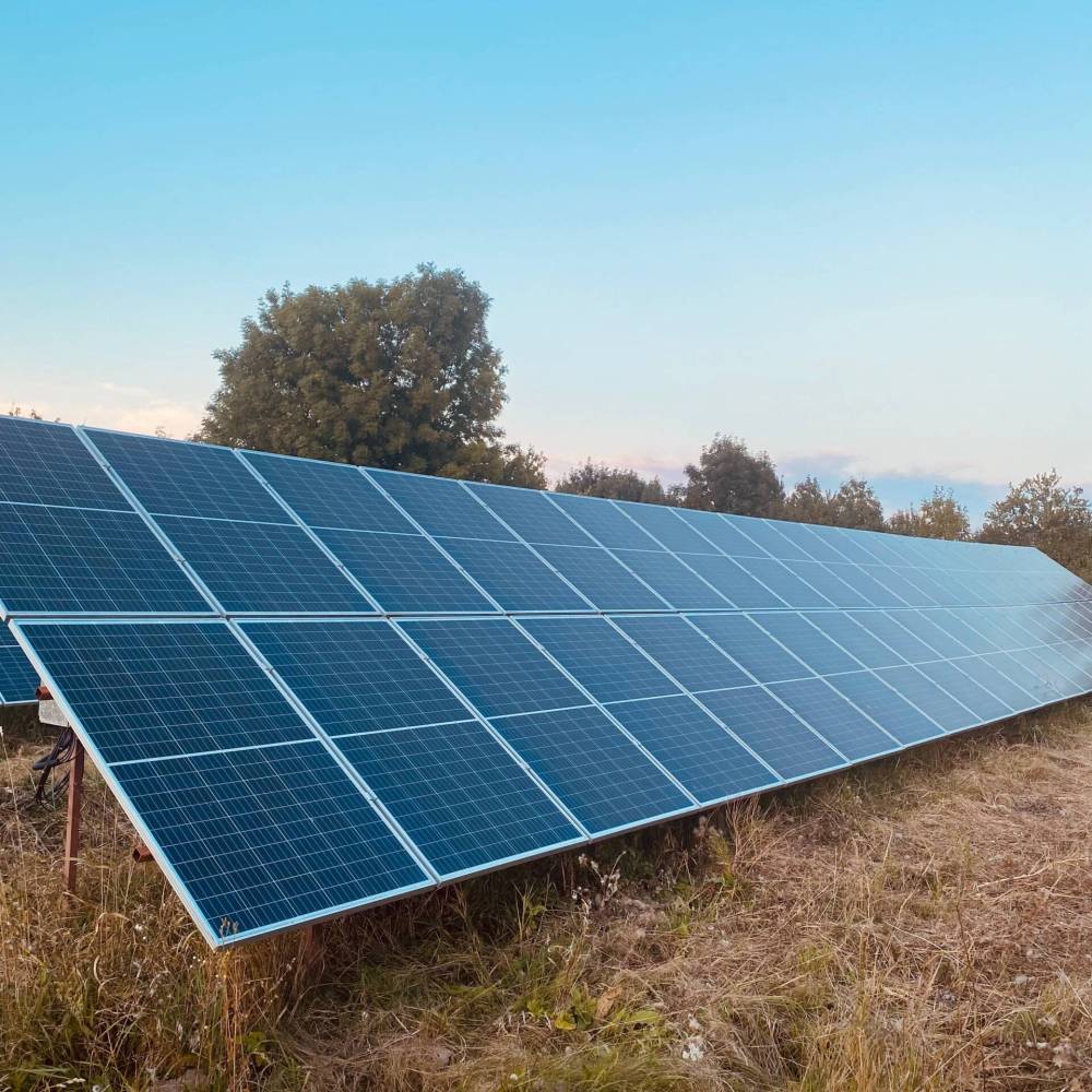 Outdoor solar set up for hotels